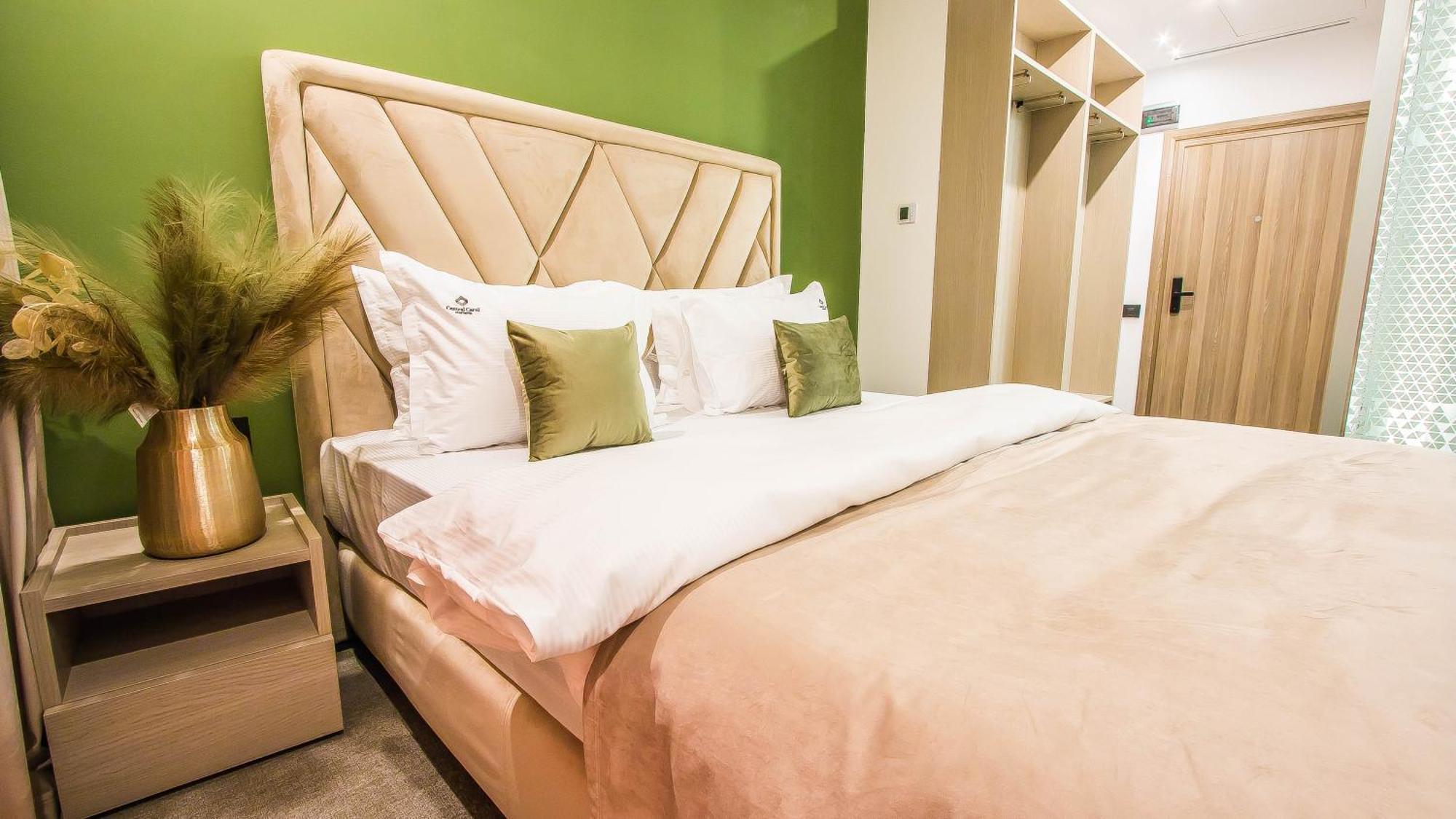 Central Carol Aparthotel 2 부쿠레슈티 외부 사진