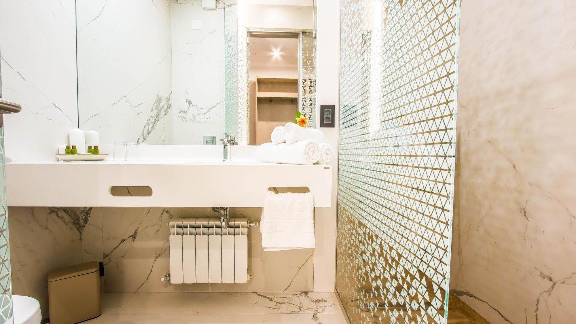 Central Carol Aparthotel 2 부쿠레슈티 외부 사진